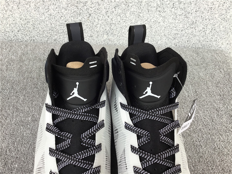 Nike Air Jordan 37 DV0747-108