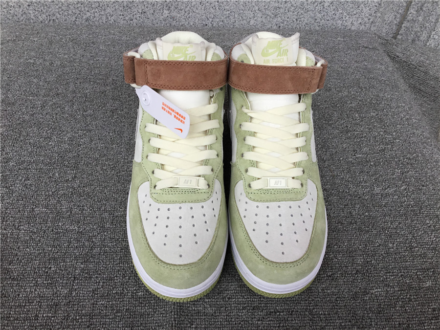 Air Force 1 Mid x27;07 AL6896-001