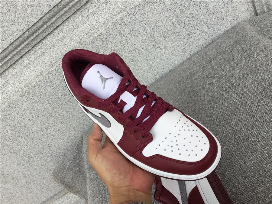 Air Jordan 1 Low 553558-615