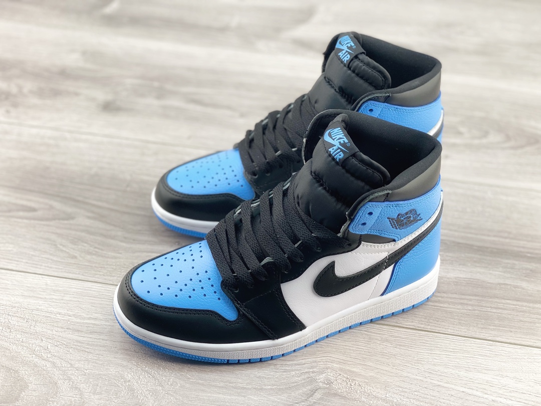 Jordan 1 Retro High OG True Blue DZ5485-400