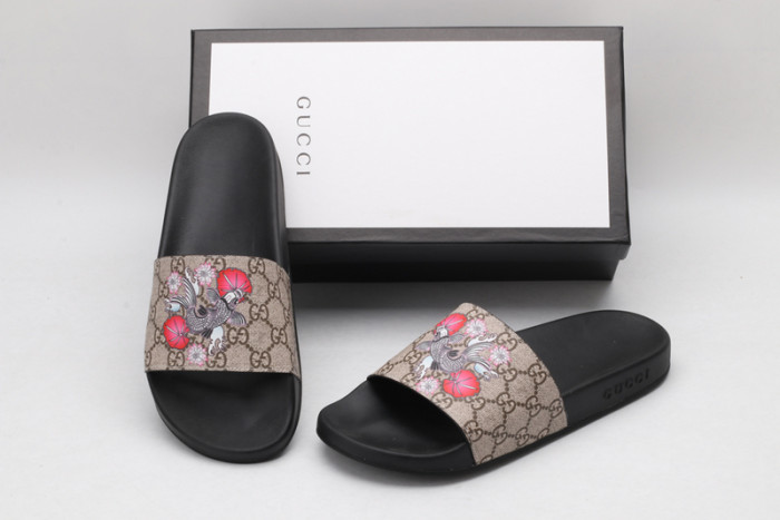 Gucc* Sandal31