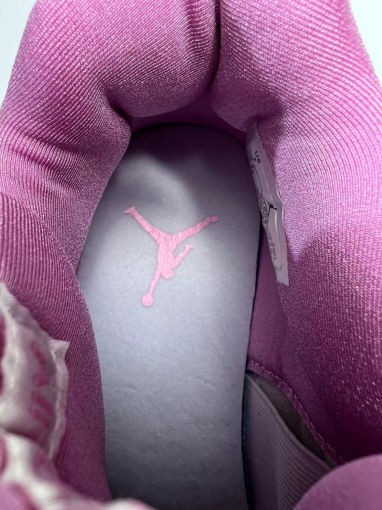 Air jordan 4 Retro sneakers white and purple