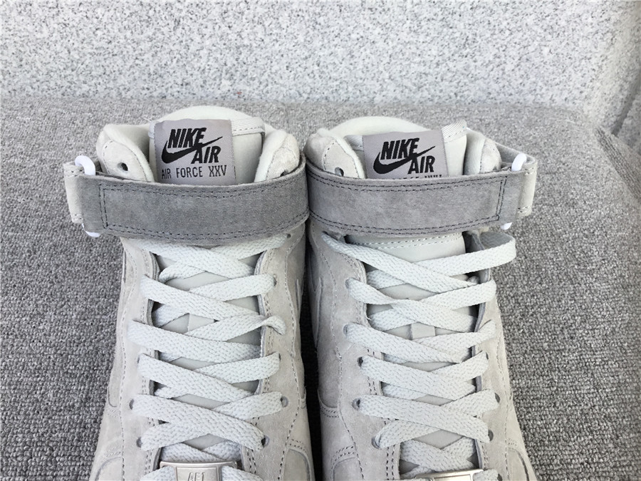 Reigning Champ x Nike Air Force 1x27;07 Mid