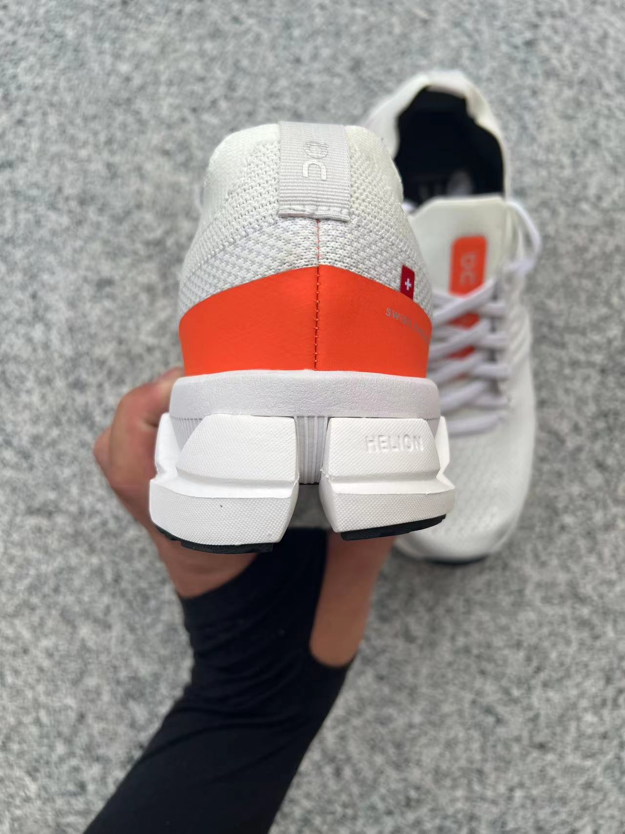 Cloud Swift 3 AP1004-003