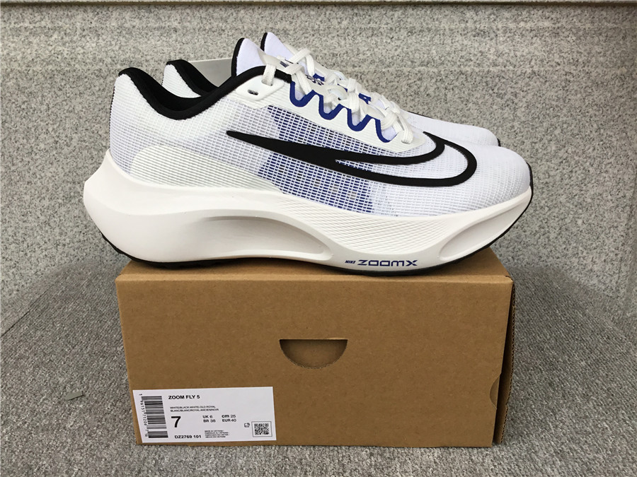 Nike Zoom Fly 5 Carbon Plate Running Shoe DZ2769-101