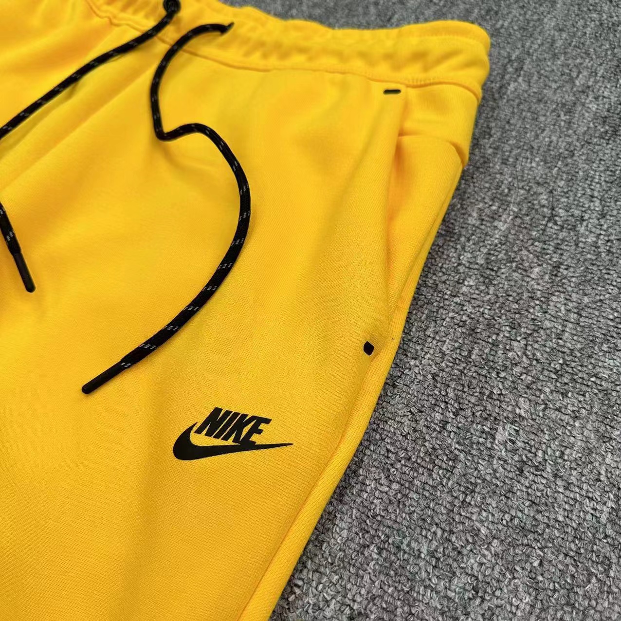 Nike NSW Tech Fleece NK1118-001