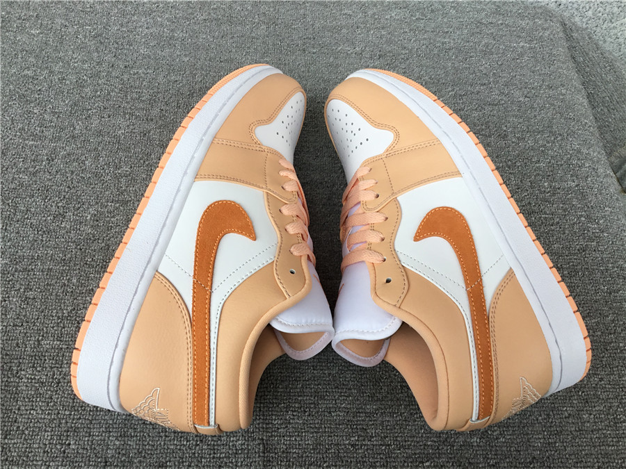 Air Jordan 1 Low DC0774-801