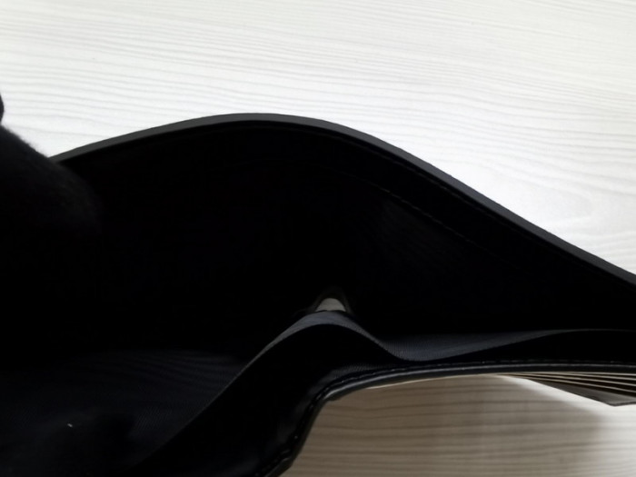 GUCCI SNAKE BLACK WALLETS