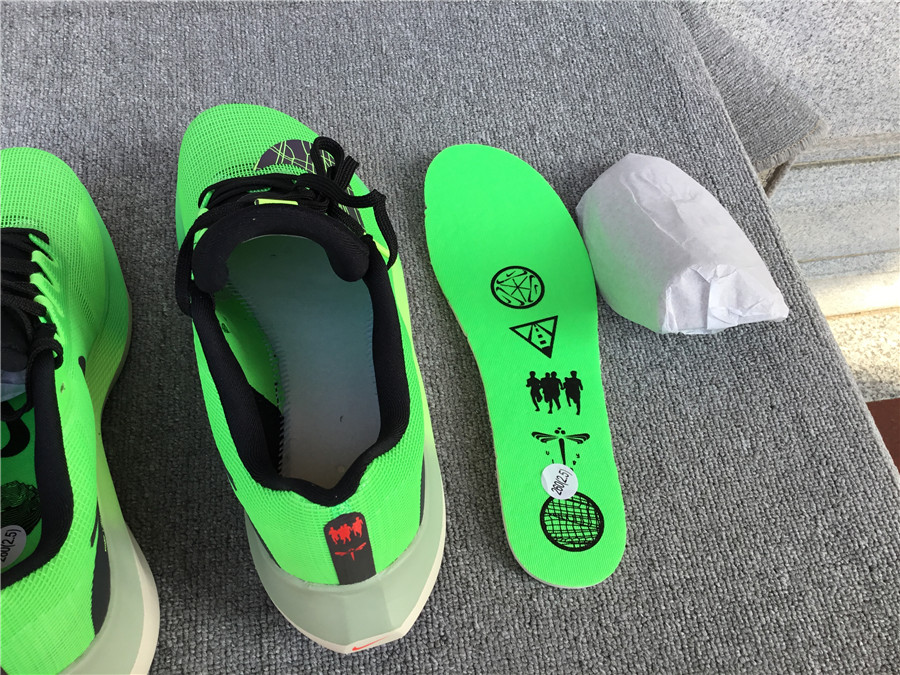 Nike Zoom Fly 5 Carbon Plate Running Shoe DZ4783-304