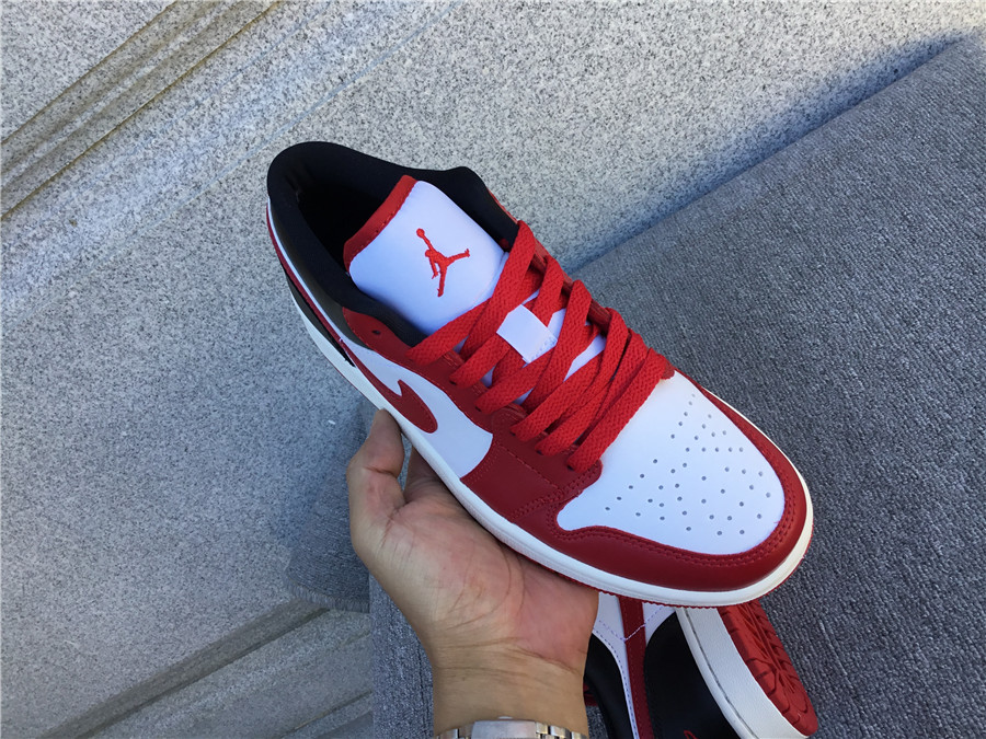 Air Jordan 1 Low DC0774-160