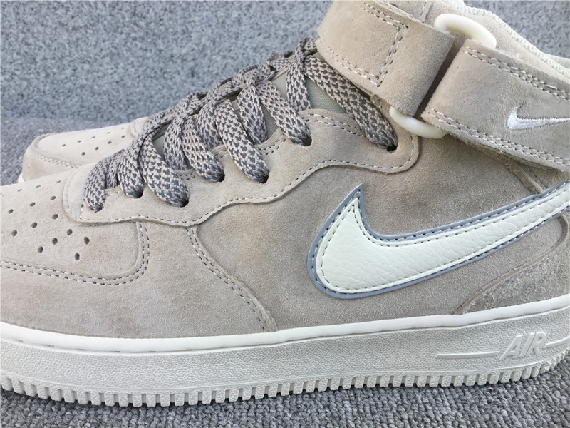 Nike Air Force 1 MID AA1118-005