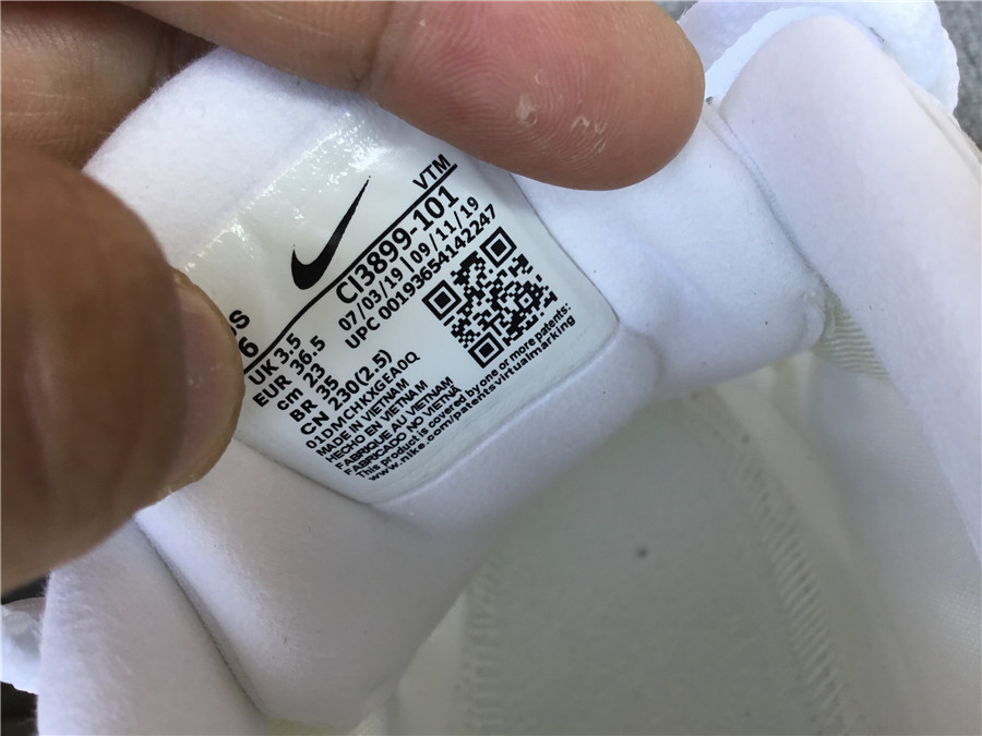 Nike Air Max 270 React Air Cushioned Running Shoe CI3899-101