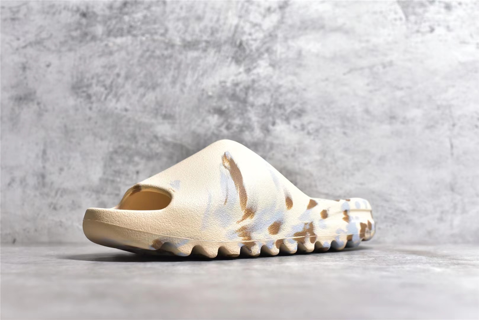 Kanye West x Adidas Yeezy Slide