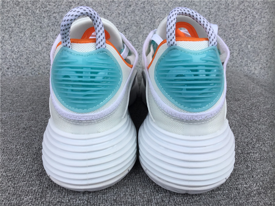 Nike Air Max 2090 Cushioned Running Shoes CT7695-104