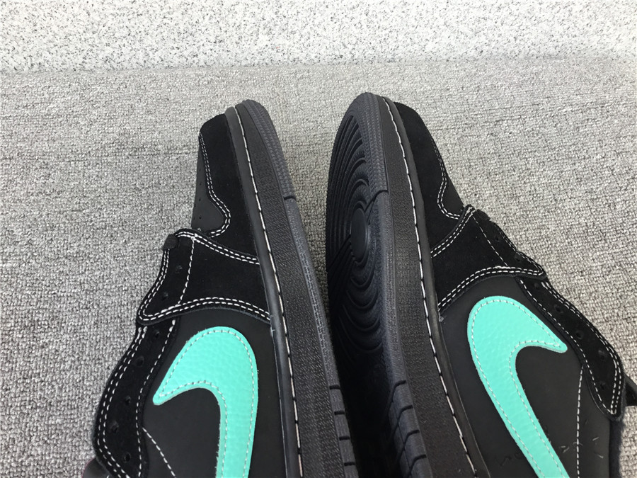 Air Jordan 1 Low DM7866-401