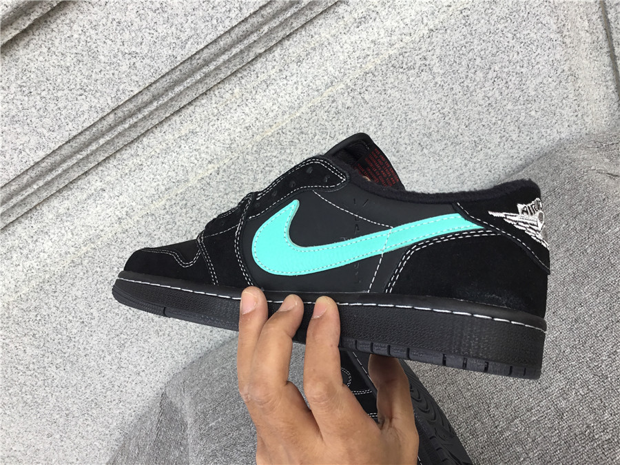 Air Jordan 1 Low DM7866-401