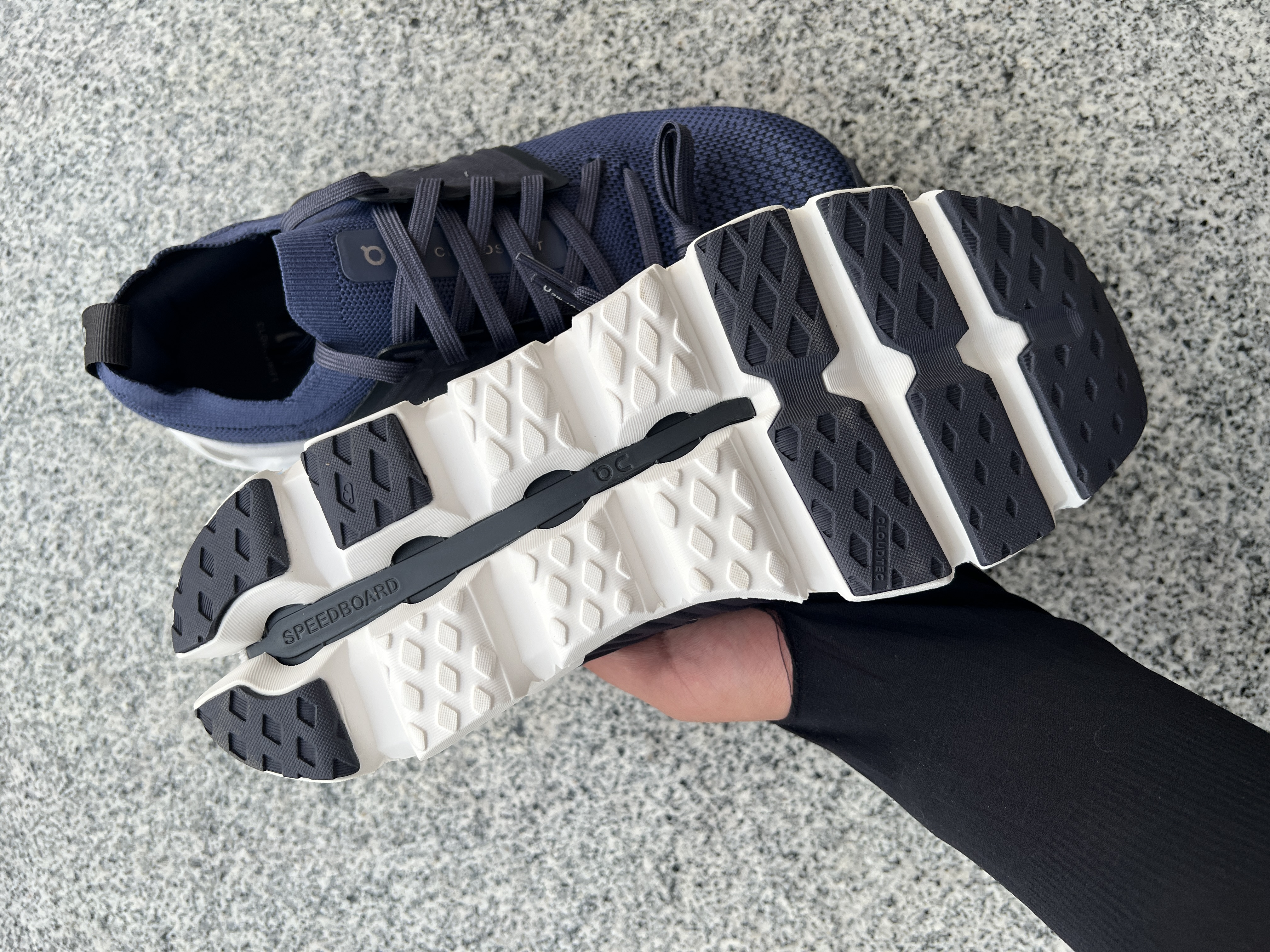 Cloud Swift 3 AP1004-005