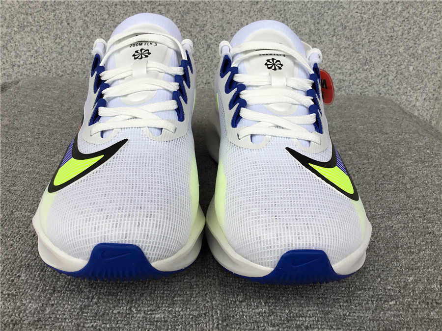 Nike Zoom Fly 5 Carbon Plate Running Shoe DX1599-100