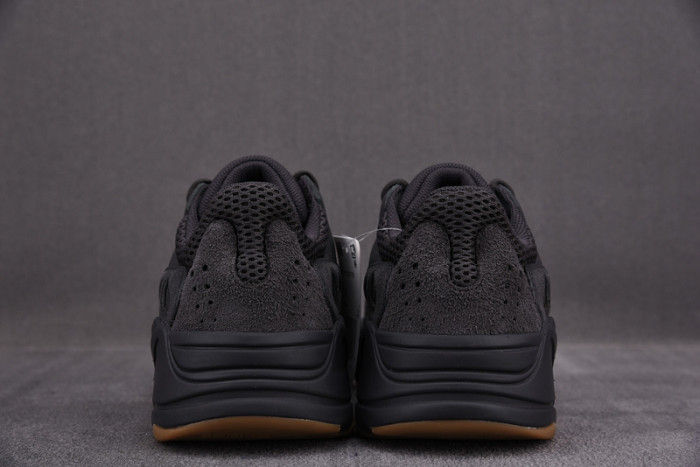 ADIDAS Yeezy Boost 700 Utility Black FV5304