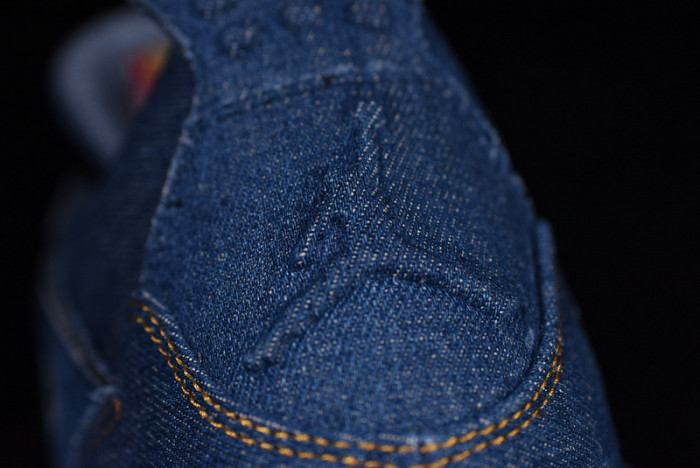 Levis x Nike Air Jordan 4 Denim AO2571-401