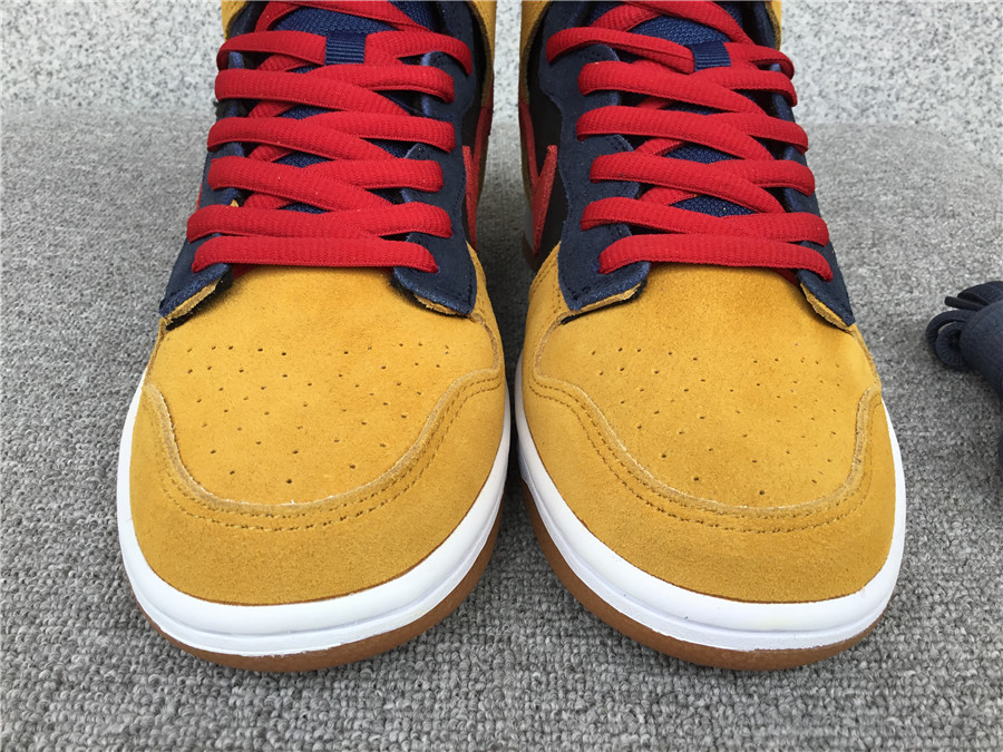 NK SB Dunk High Premium Dunk Hi DD3171-400