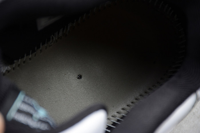 Air Jordan 11 Low Easter 528895-145