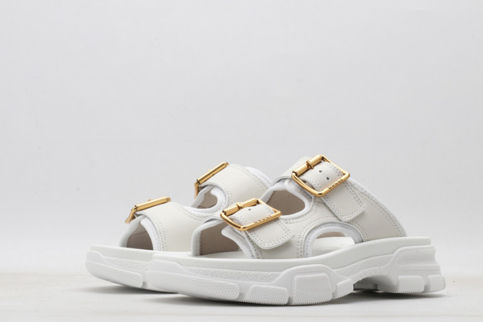 Gucc* Sandal37