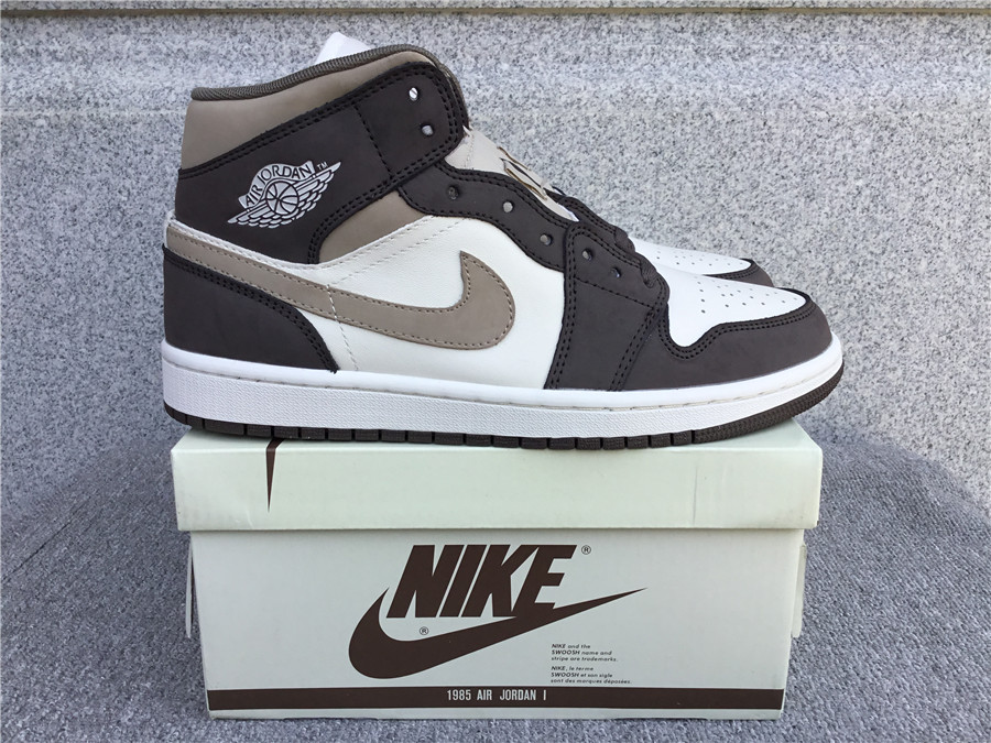 Air Jordan 1 Mid OG SP 554766-001