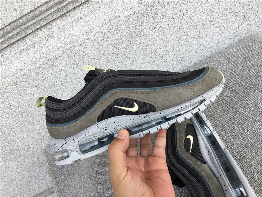 Nike Air Max 97 Full Length Air-Cushioned Running Shoes DB4611-001