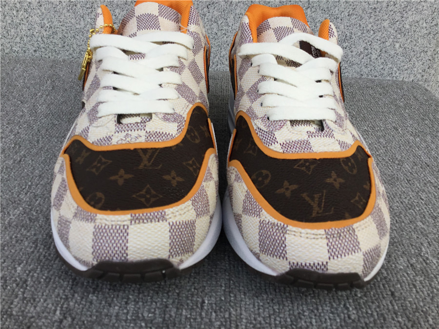 Nike Air Max 1 Nike Half Palm Air Cushion Retro Running Shoes DA8301-556