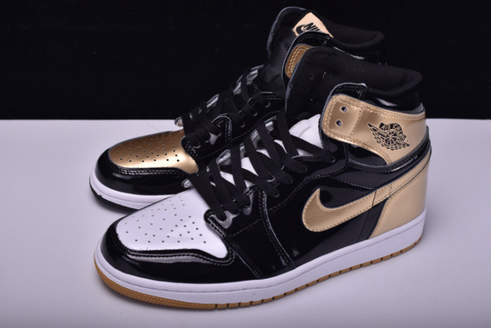 Air Jordan 1 Retro High OG NRG ComplexCon Top 3 Gold 861428-001