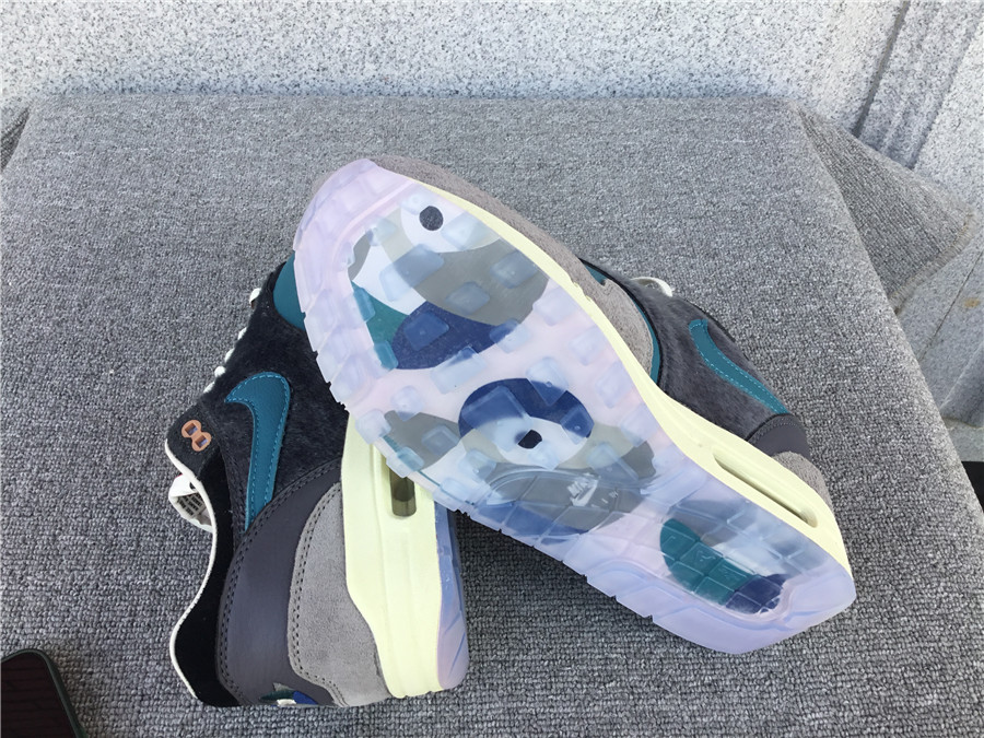 Nike Air Max 1 Nike Half Palm Air Cushion Retro Running Shoes DQ8475-001