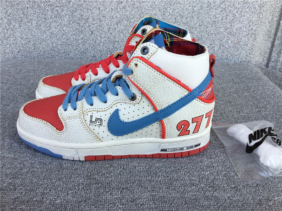 Magnus Walker x Nike Dunk 911 DH7683-100