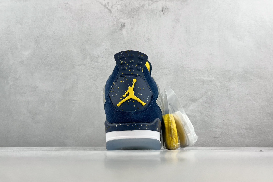 Air Jordan 4 NCAA League Player Exclusive Edition University of Michigan Joint