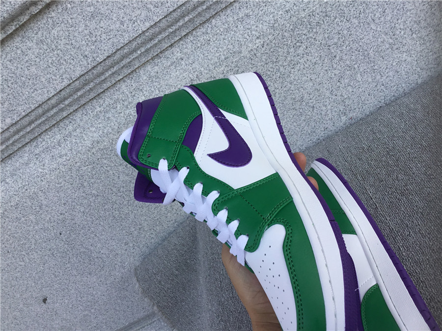 Air Jordan 1 Mid 554724-300