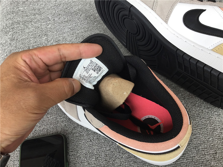 Air Jordan 1 Low DX4334-008