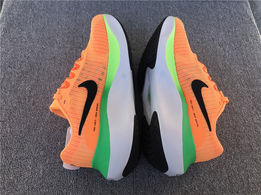 Nike Zoom Fly 5 Carbon Plate Running Shoe DM8974-800