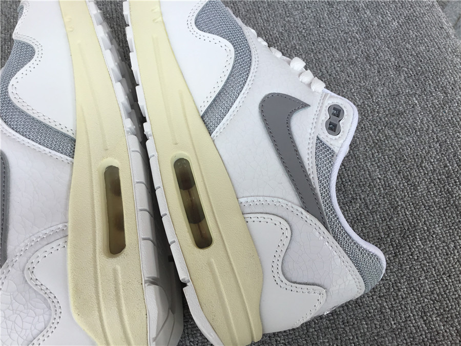 Nike Air Max 1 Nike Half Palm Air Cushion Retro Running Shoes DQ0299-100