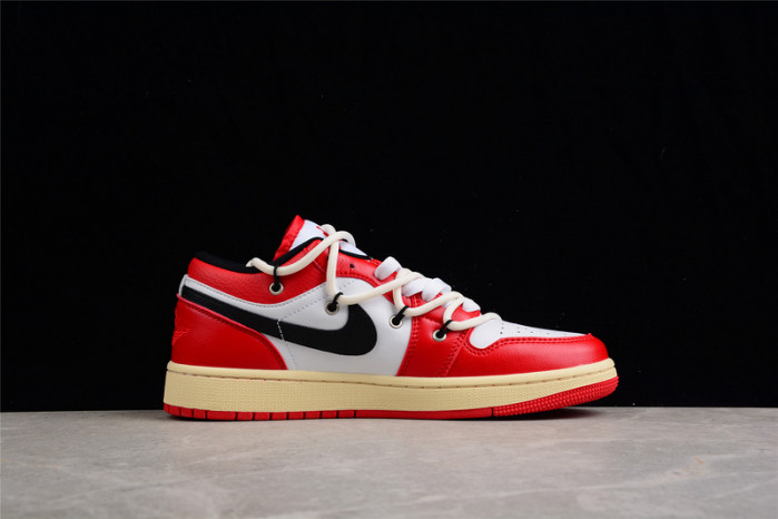 Air Jordan 1 Low Chicago