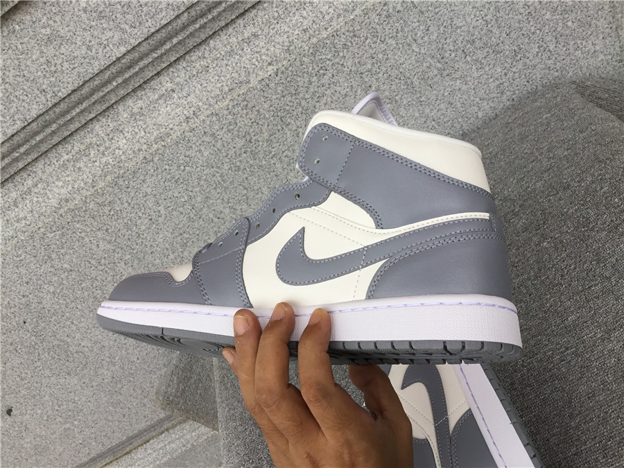 Air Jordan 1 Mid "