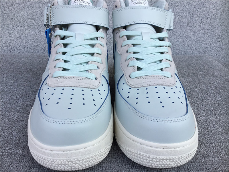 Nike Air Force 1 Low