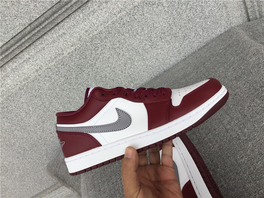 Air Jordan 1 Low 553558-615