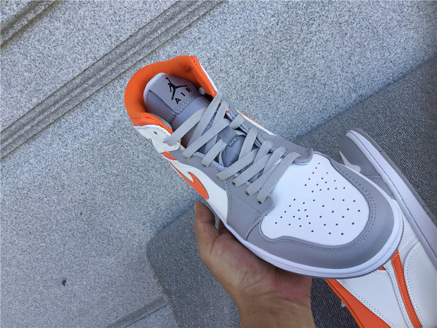 Air Jordan 1 Mid CW7591-100