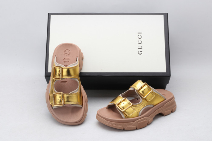 Gucc* Sandal38
