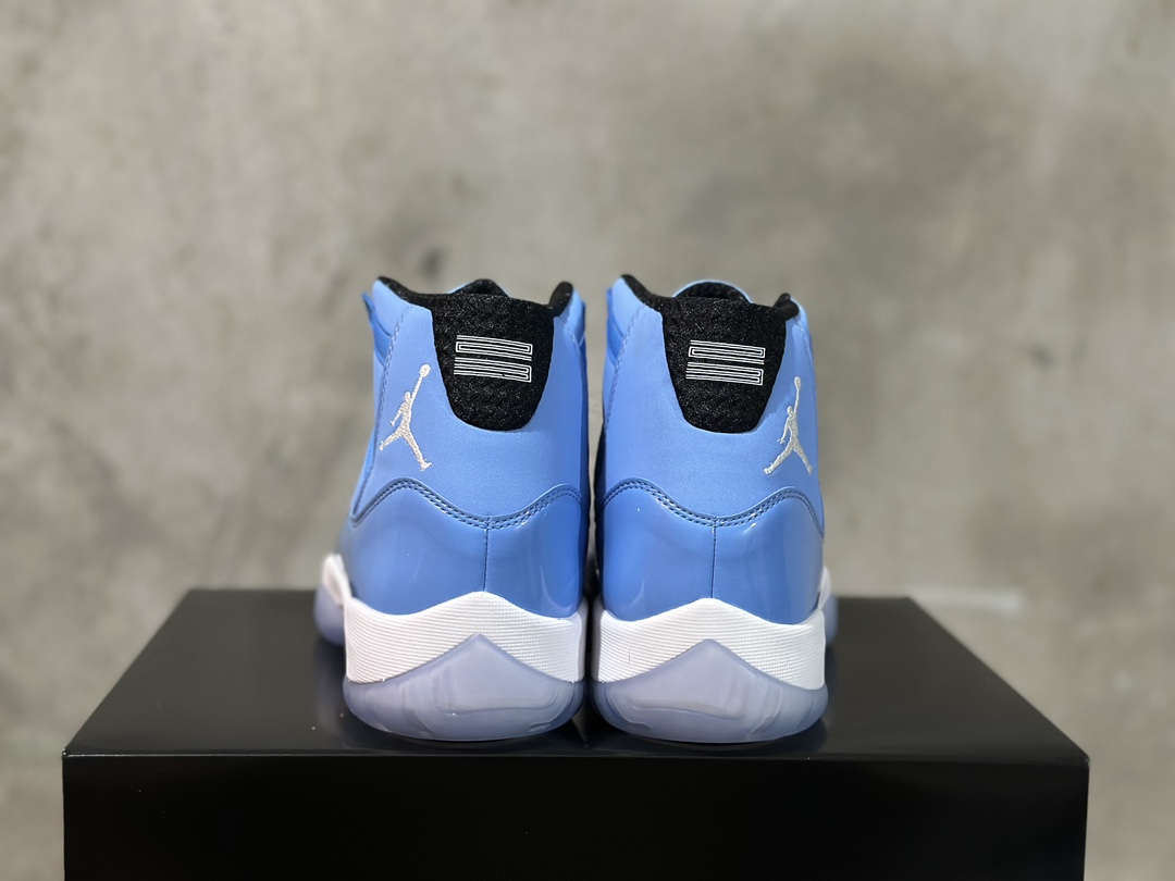 Jordan 11 Ultimate Gift of Flight 717602-900