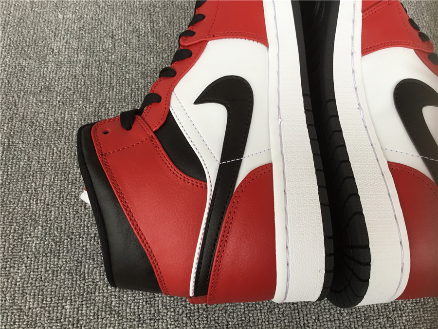 Air Jordan 1 Mid 554724-069