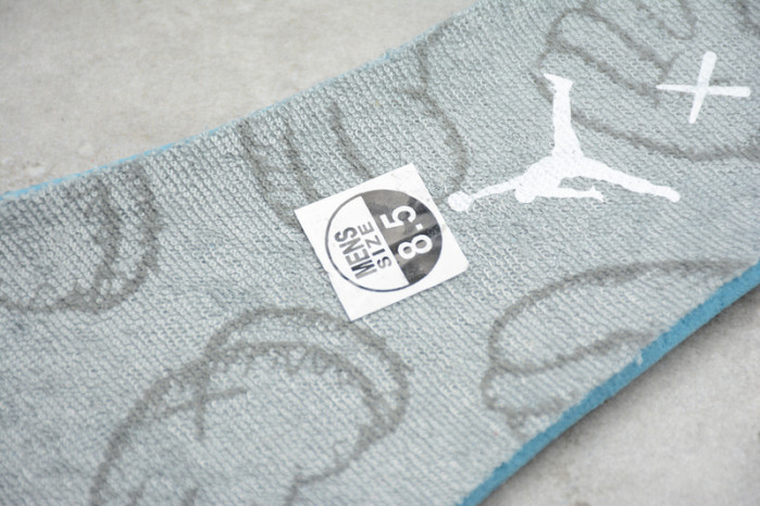 Nike Air Jordan 4 retro kaws cool grey 930155 003