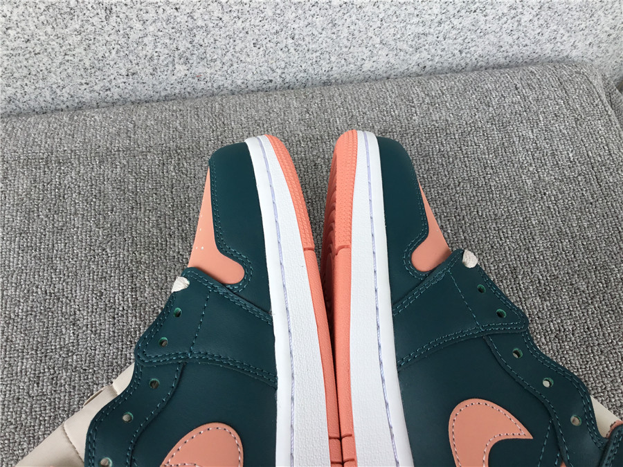 Air Jordan 1 Mid BQ6472-308