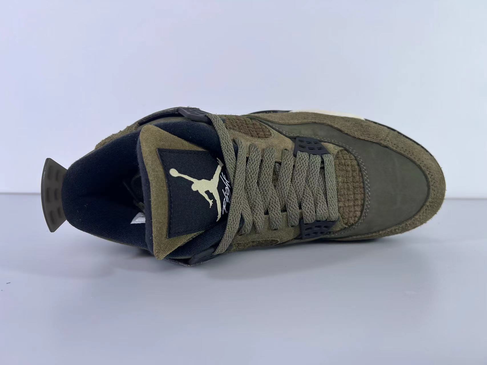 Air Jordan 4 retro Olive Green FB9927-200