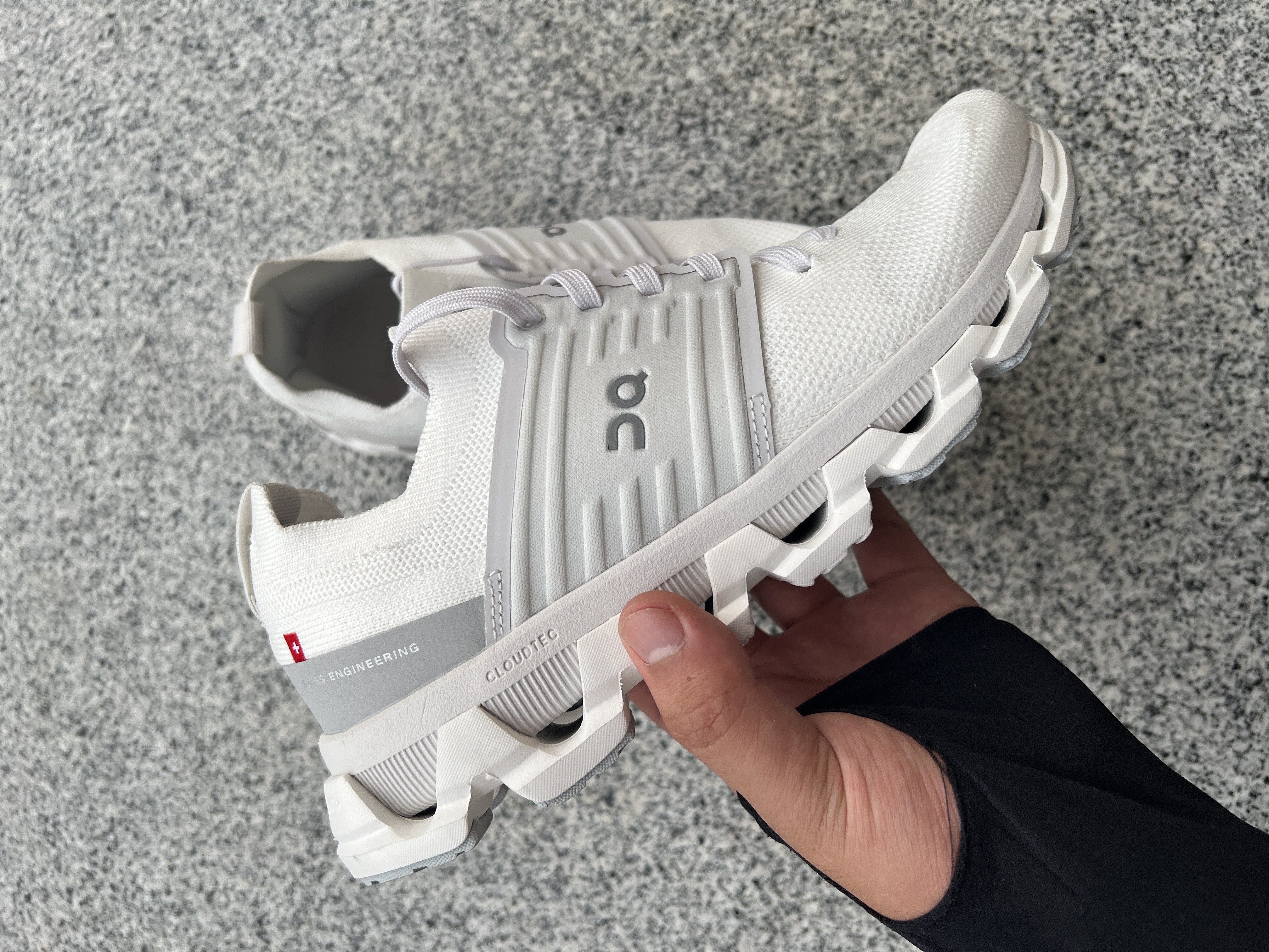 Cloud Swift 3 AP1004-001